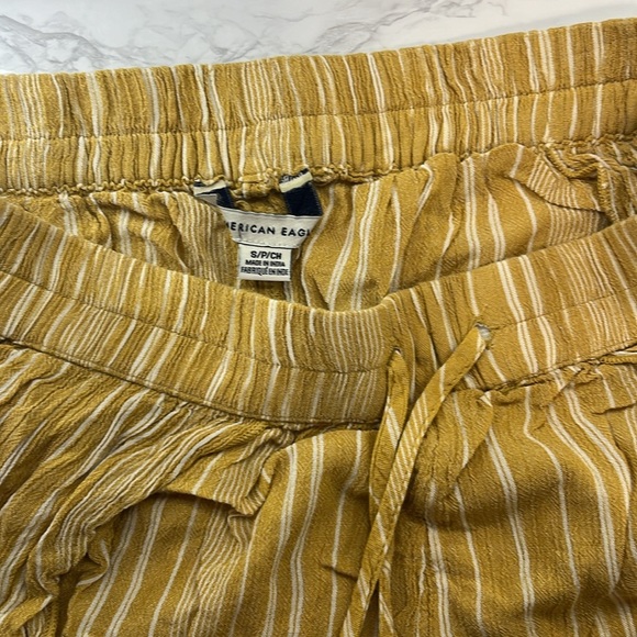 Shorts - Picture 2 of 2